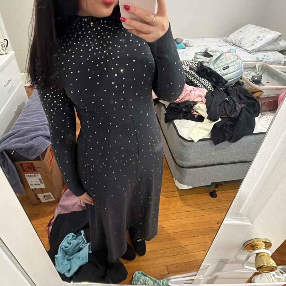 Chic Black Studded Long Sleeve Dress